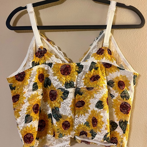 NWT Torrid Sunflower Lace Longline Bralette Size: 3 - Picture 2 of 3